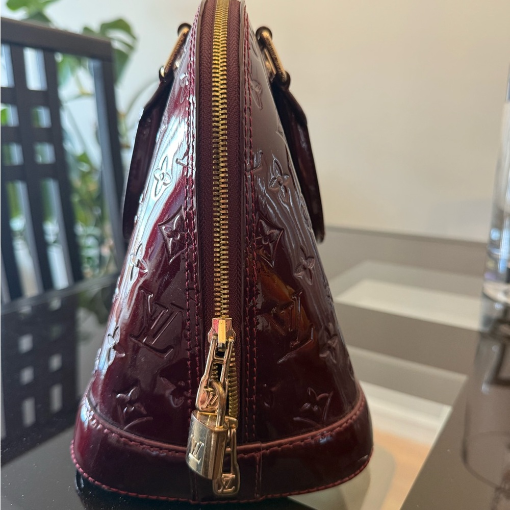 Elegant Burgundy Monogram Satchel - Picture 3 of 15